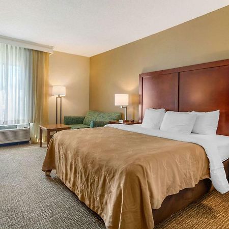 Quality Inn & Suites Olde Town Portsmouth Kültér fotó