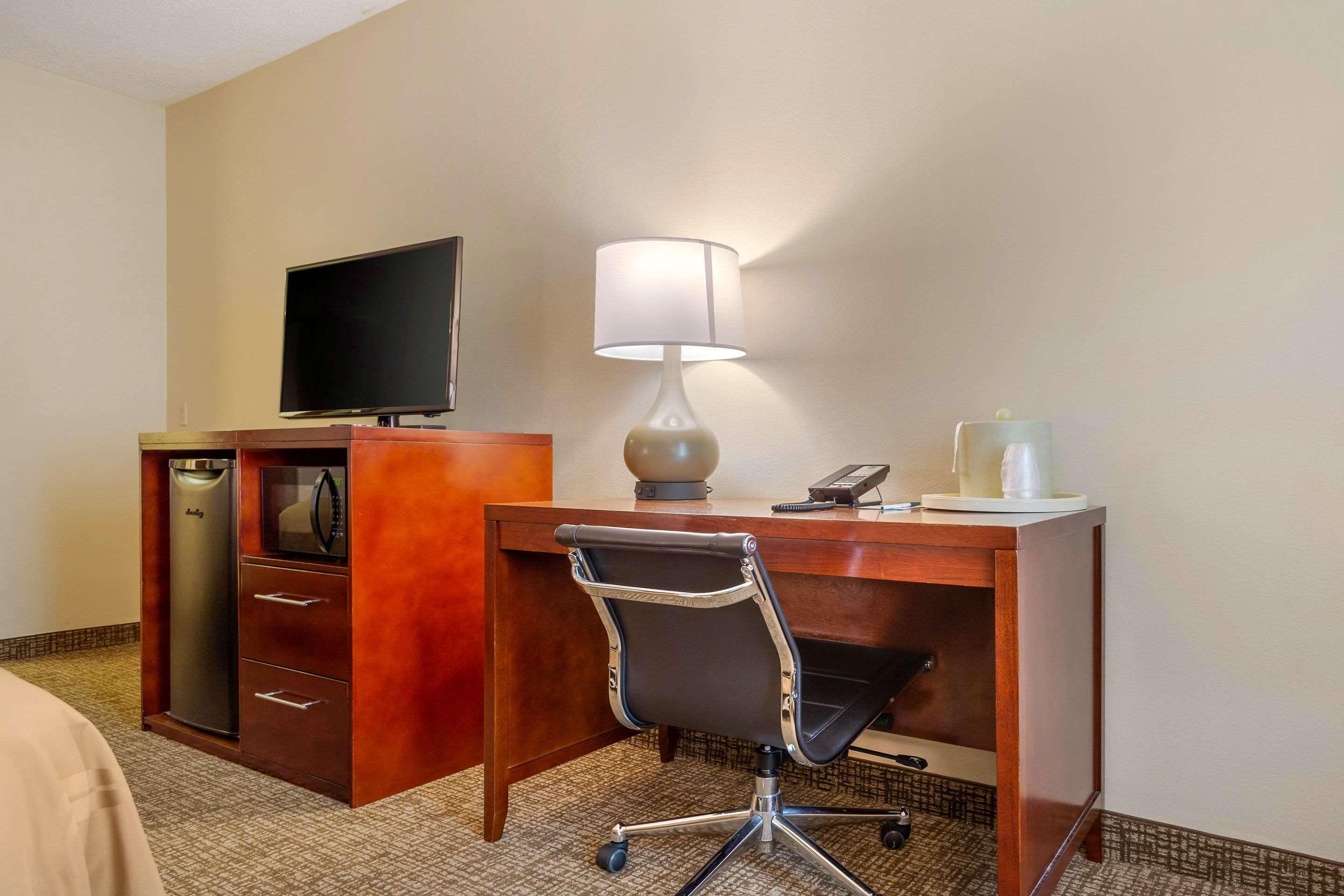 Quality Inn & Suites Olde Town Portsmouth Kültér fotó
