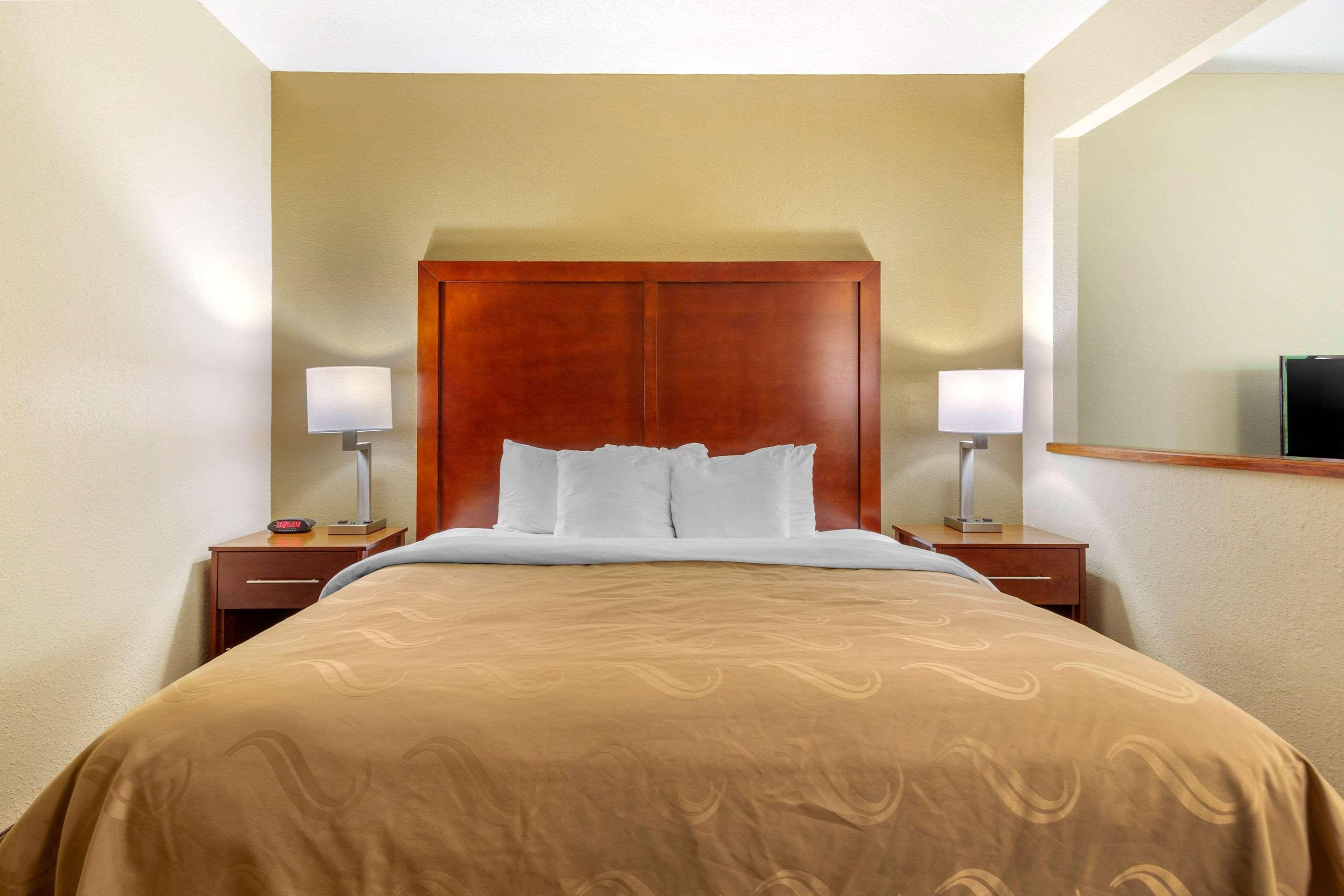 Quality Inn & Suites Olde Town Portsmouth Kültér fotó