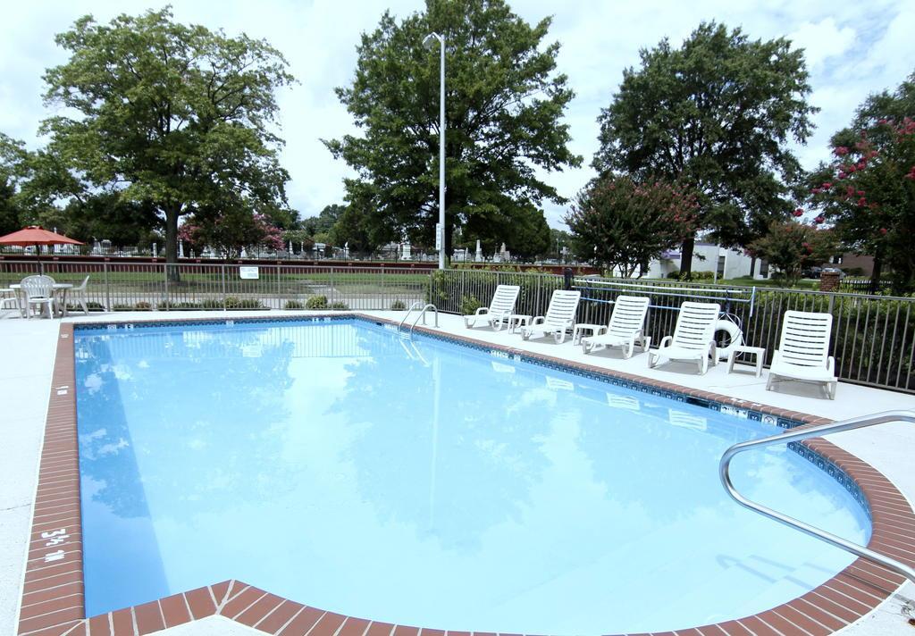 Quality Inn & Suites Olde Town Portsmouth Kültér fotó