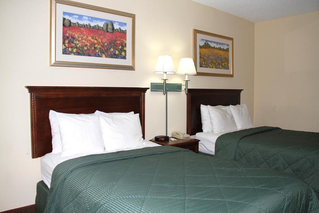 Quality Inn & Suites Olde Town Portsmouth Kültér fotó