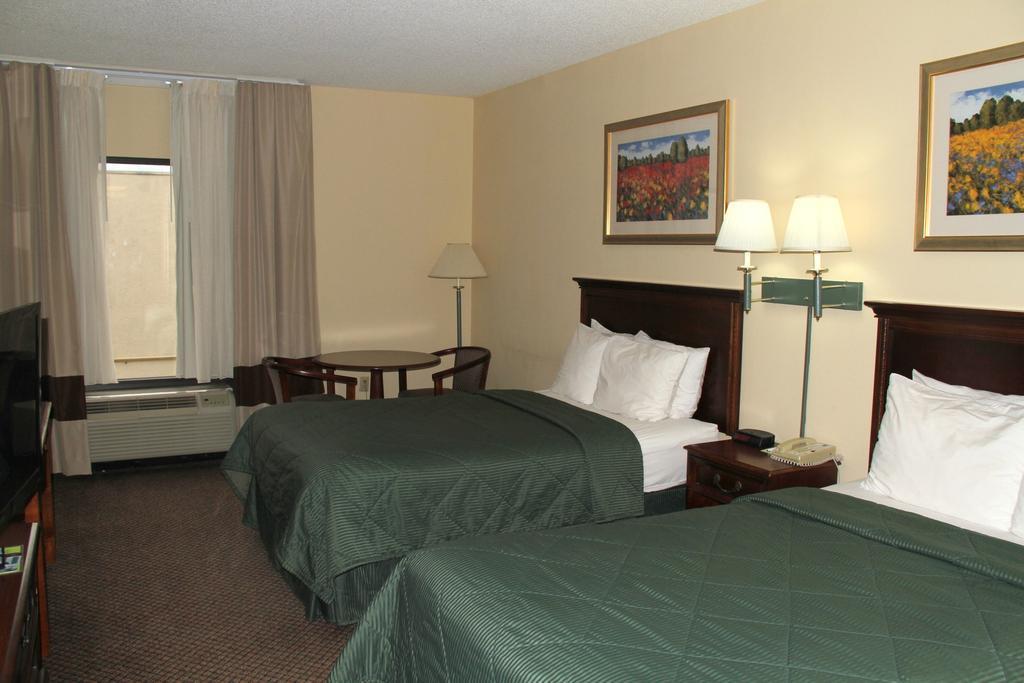 Quality Inn & Suites Olde Town Portsmouth Kültér fotó