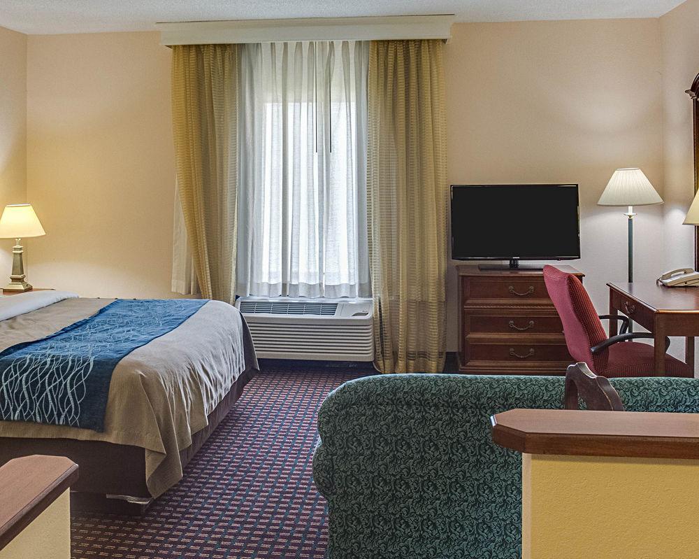 Quality Inn & Suites Olde Town Portsmouth Kültér fotó